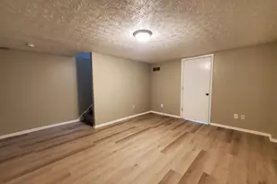 2047 Bridlewood Blvd, Columbus, OH 43207 - Photo 9