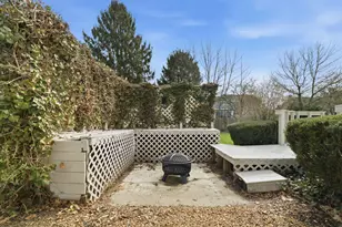 208 Rugby Ln, Columbus, OH 43230 - Photo 55