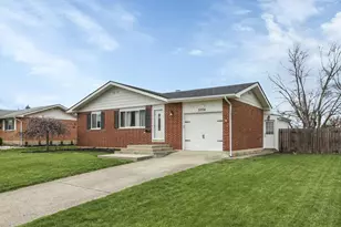 3008 Barbee Ave, Grove City, OH 43123 - Photo 5