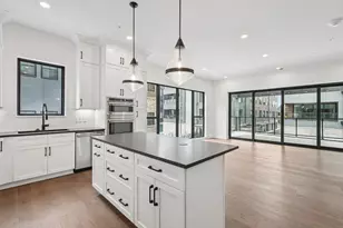 2842 Gunnison Dr, Columbus, OH 43228 - Photo 13