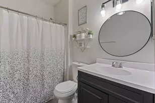 6170 Harbour Pointe, Columbus, OH 43231 - Photo 25