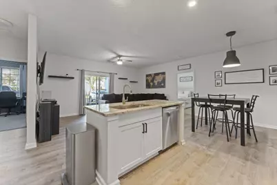 6170 Harbour Pointe #101, Columbus, OH 43231 - Photo 9