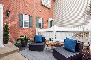 608 Spring Valley Dr, Lewis Center, OH 43035 - Photo 5