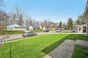 2468 Dawnlight Ave, Columbus, OH 43211 - Photo 5