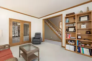 6092 Winnebago St, Grove City, OH 43123 - Photo 7