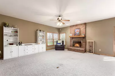 6092 Winnebago Street, Grove City, OH 43123 - Photo 9