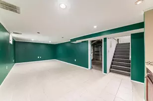 131 E Stanton Ave, Columbus, OH 43214 - Photo 31