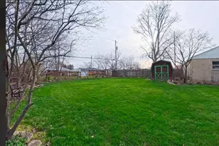 2721 Queensway Dr, Grove City, OH 43123 - Photo 19