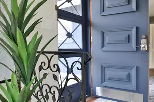 656 S Kellner Rd, Columbus, OH 43209 - Photo 5