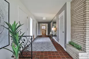 656 S Kellner Rd, Columbus, OH 43209 - Photo 13