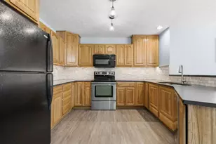 30 Kim Ct W, Westerville, OH 43081 - Photo 11