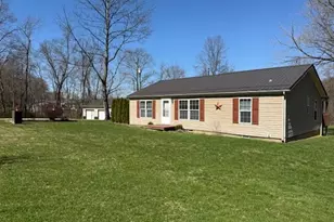 2654 Darlington Dr, Zanesville, OH 43701 - Photo 1