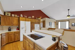 1925 Wilshire Ln NW, Lancaster, OH 43130 - Photo 19