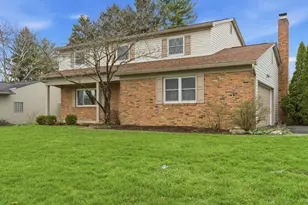 1701 Moreland Dr, Columbus, OH 43220 - Photo 3