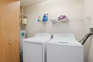 1324 Hillview Cir W, Newark, OH 43055 - Photo 21