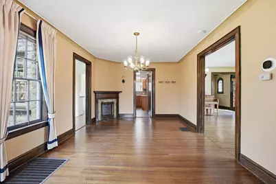 2448 Sherwood Road, Columbus, OH 43209 - Photo 9