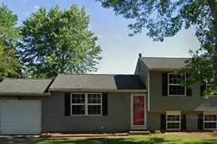 8055 Eliot Dr, Reynoldsburg, OH 43068 - Photo 1