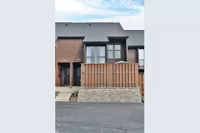 4762 Crazy Horse Lane #4, Westerville, OH 43081 - Photo 3