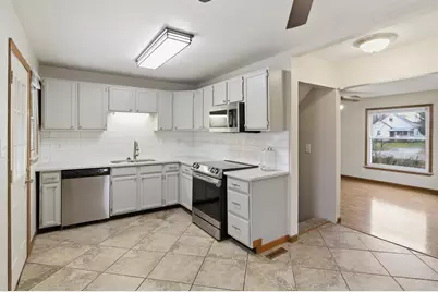 1104 E North Broadway Street, Columbus, OH 43224 - Photo 5
