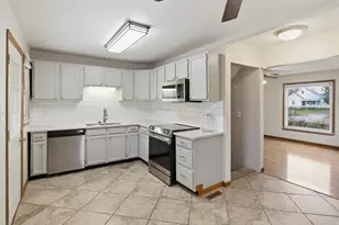 1104 E N Broadway St, Columbus, OH 43224 - Photo 5