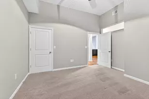 10 E Weber Rd, Columbus, OH 43202 - Photo 59