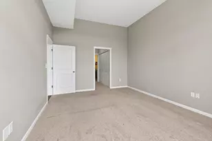 10 E Weber Rd, Columbus, OH 43202 - Photo 47