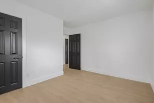 1272 E 15th Ave, Columbus, OH 43211 - Photo 11