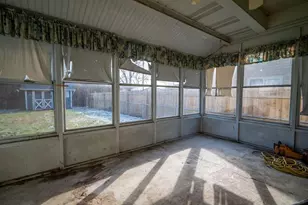 1020 Torrey Hill Dr, Columbus, OH 43228 - Photo 25