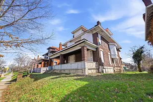 1703 Bryden Rd, Columbus, OH 43205 - Photo 3