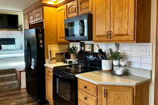 3366 Stephenie Dr, Bucyrus, OH 44820 - Photo 7