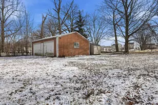 566 E 10th St, Marysville, OH 43040 - Photo 21