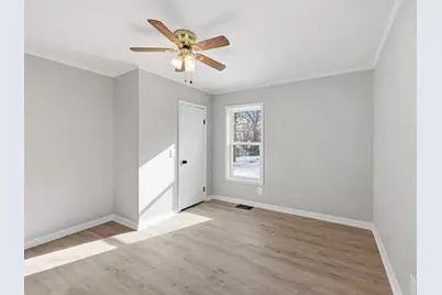 566 E 10th Street, Marysville, OH 43040 - Photo 13