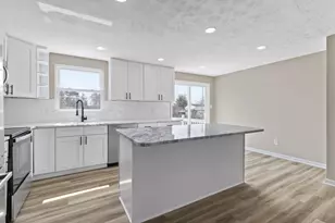 765 Breathitt Ave, Columbus, OH 43207 - Photo 5