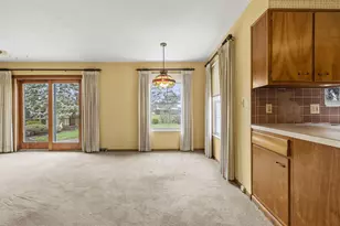 1090 Woodmere Rd, Columbus, OH 43220 - Photo 17