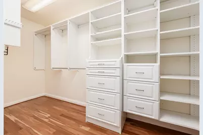 2150 Lane Woods Drive, Columbus, OH 43221 - Photo 25