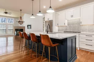 2150 Lane Woods Dr, Columbus, OH 43221 - Photo 13