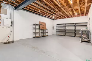 2150 Lane Woods Dr, Columbus, OH 43221 - Photo 41