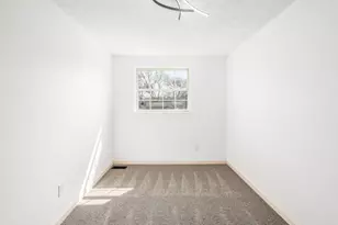 1281 Sweetbay Pl, Galloway, OH 43119 - Photo 27