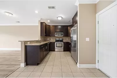 925 Ingleside Avenue #207, Columbus, OH 43215 - Photo 5