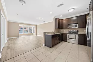 925 Ingleside Ave, Columbus, OH 43215 - Photo 1