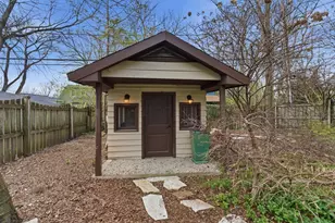 2015 Hillside Dr, Columbus, OH 43221 - Photo 81