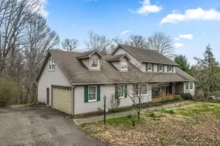 1760 Innisbrook Ln, Zanesville, OH 43701 - Photo 3