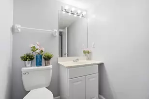 4042 Blendon Point Dr, Columbus, OH 43230 - Photo 35