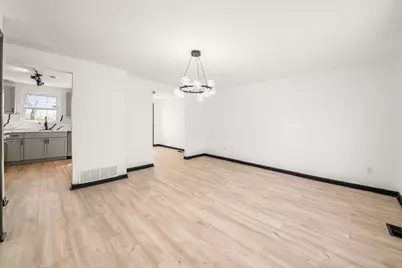 5999 Parkglen Road, Galloway, OH 43119 - Photo 7