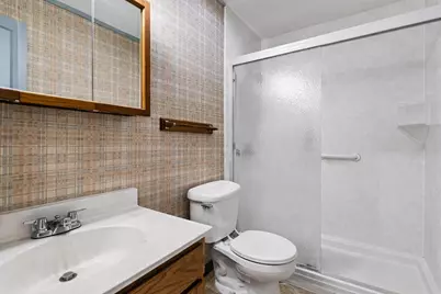 5844 Effingham Road, Columbus, OH 43213 - Photo 9