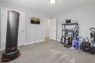 2227 Marcia Dr, Columbus, OH 43211 - Photo 19