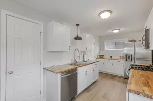 2227 Marcia Dr, Columbus, OH 43211 - Photo 9