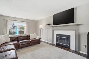 9003 Holquest Dr, Lewis Center, OH 43035 - Photo 5