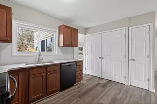 4052 Elbern Ave, Columbus, OH 43213 - Photo 9