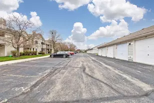 6705 Meadow Creek Dr, Columbus, OH 43235 - Photo 23